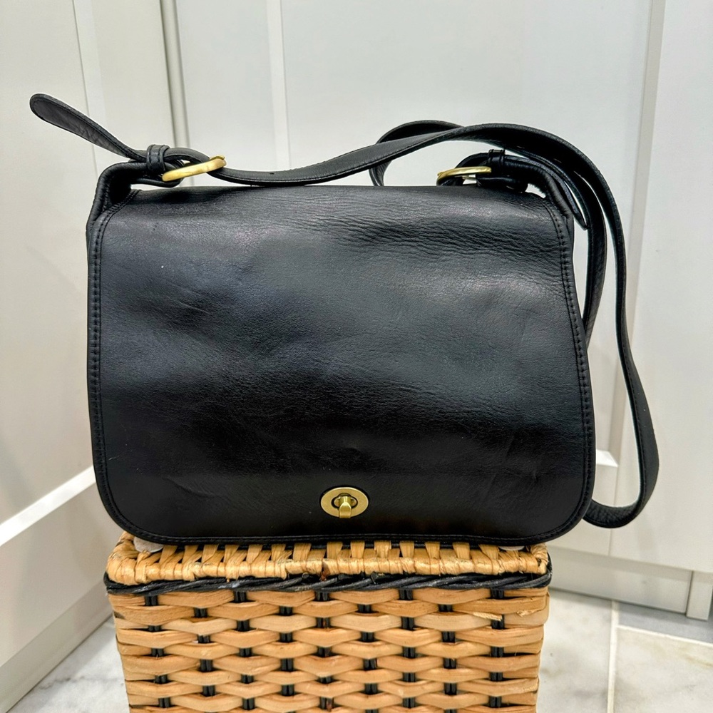 Vintage Glove Black Leather Crossbody Bag Brass Hardware 80/ 90s